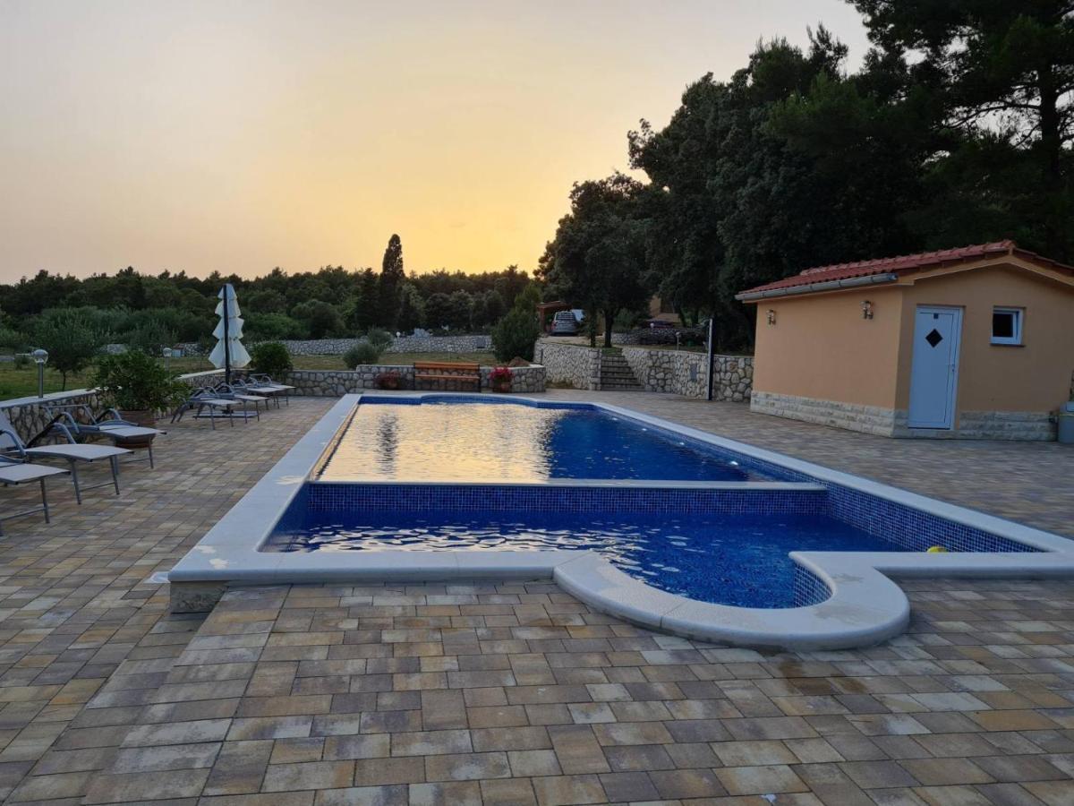 Kandarola Resort Kampor Exterior foto
