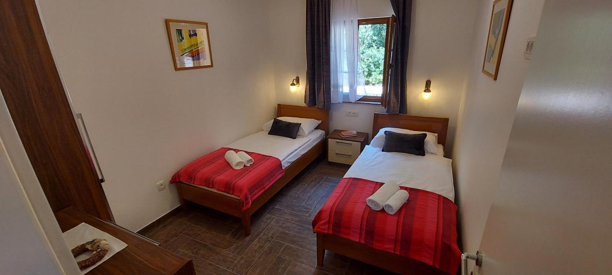 Kandarola Resort Kampor Zimmer foto